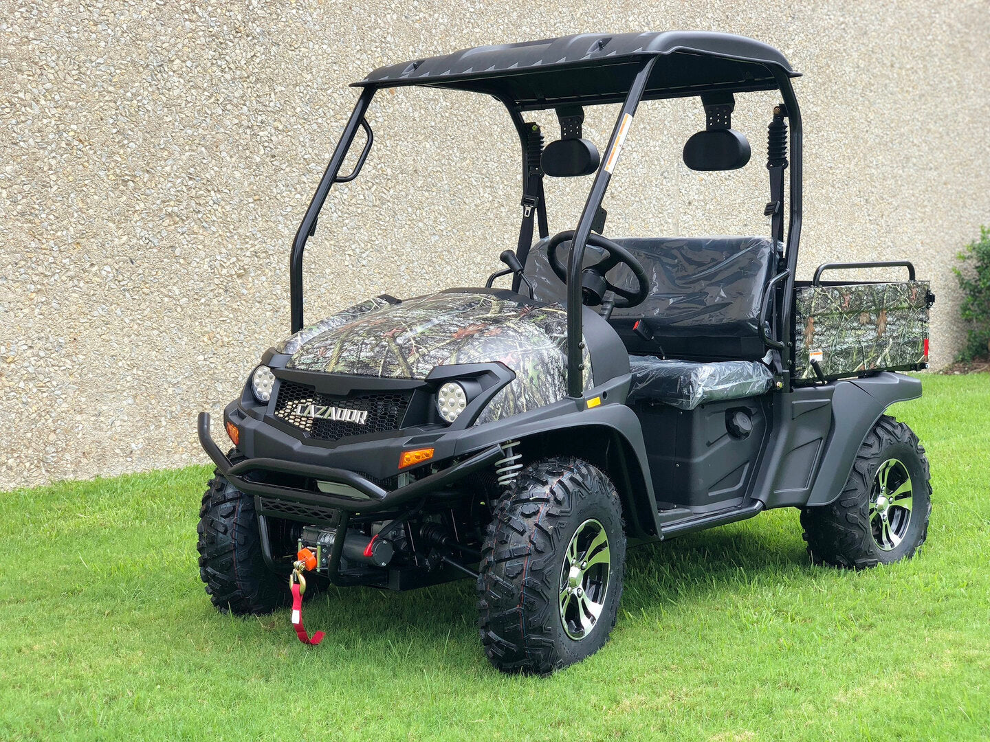 Cazador Outfitter 400 EFI 4X4 UTV Kryptex Golf Carts