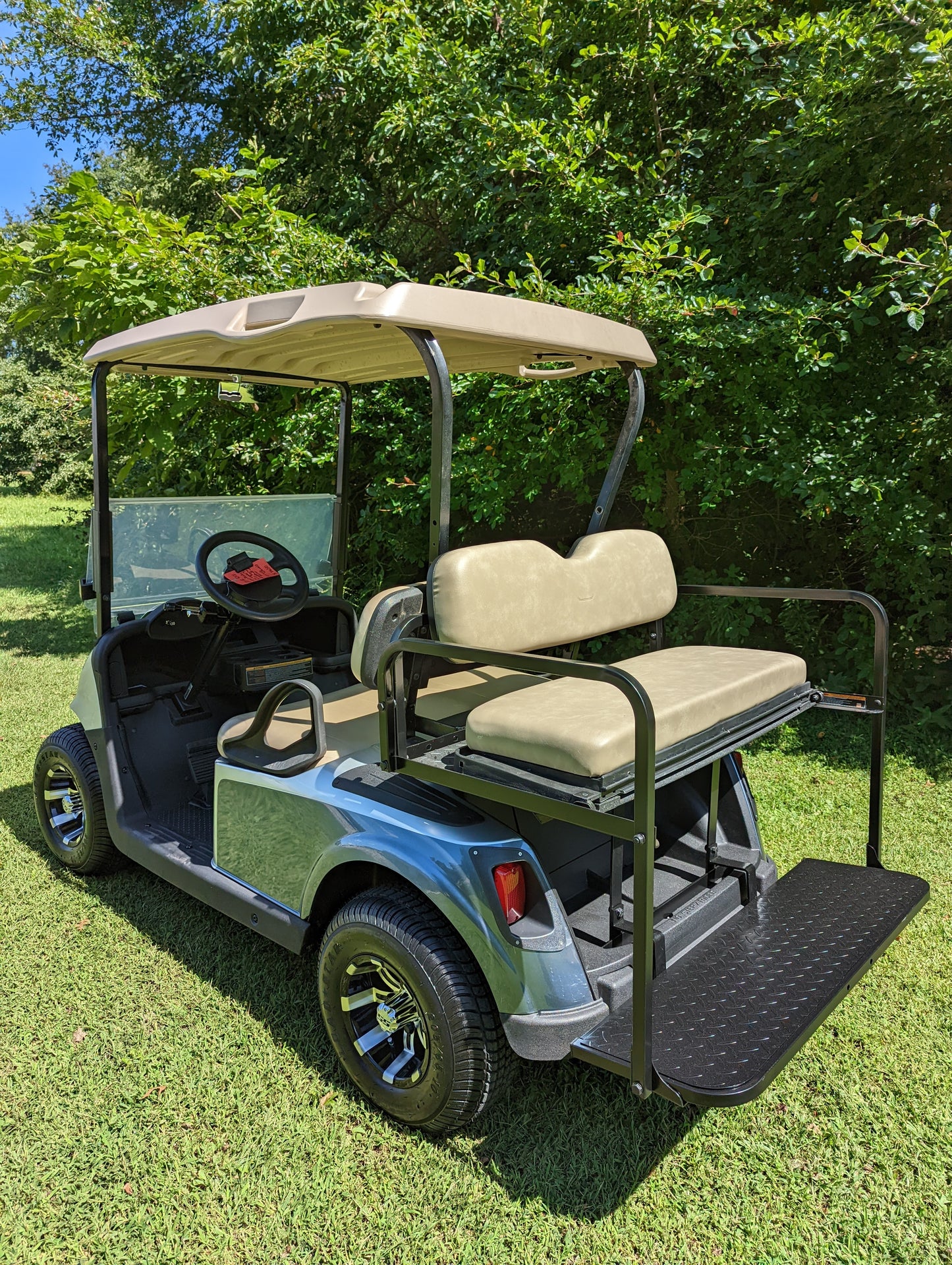 2018 E-Z-GO RXV - Blue Silver Kryptex Golf Carts